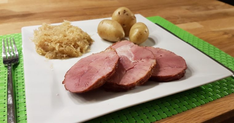 Rollschinkli mit Sauerkraut
